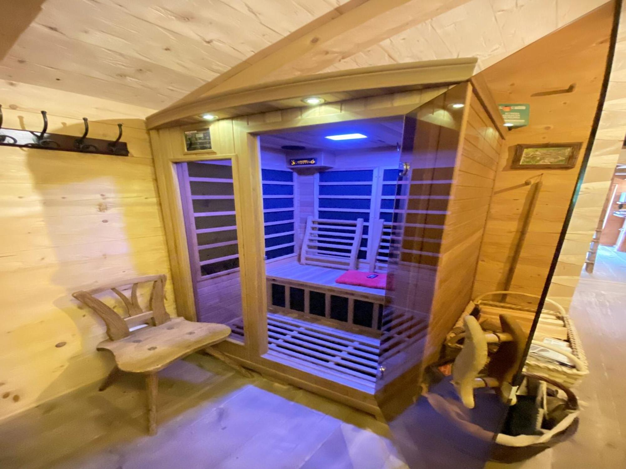 Eco Friendly Chalet Near The Lake In Asten Tittmoning Dış mekan fotoğraf