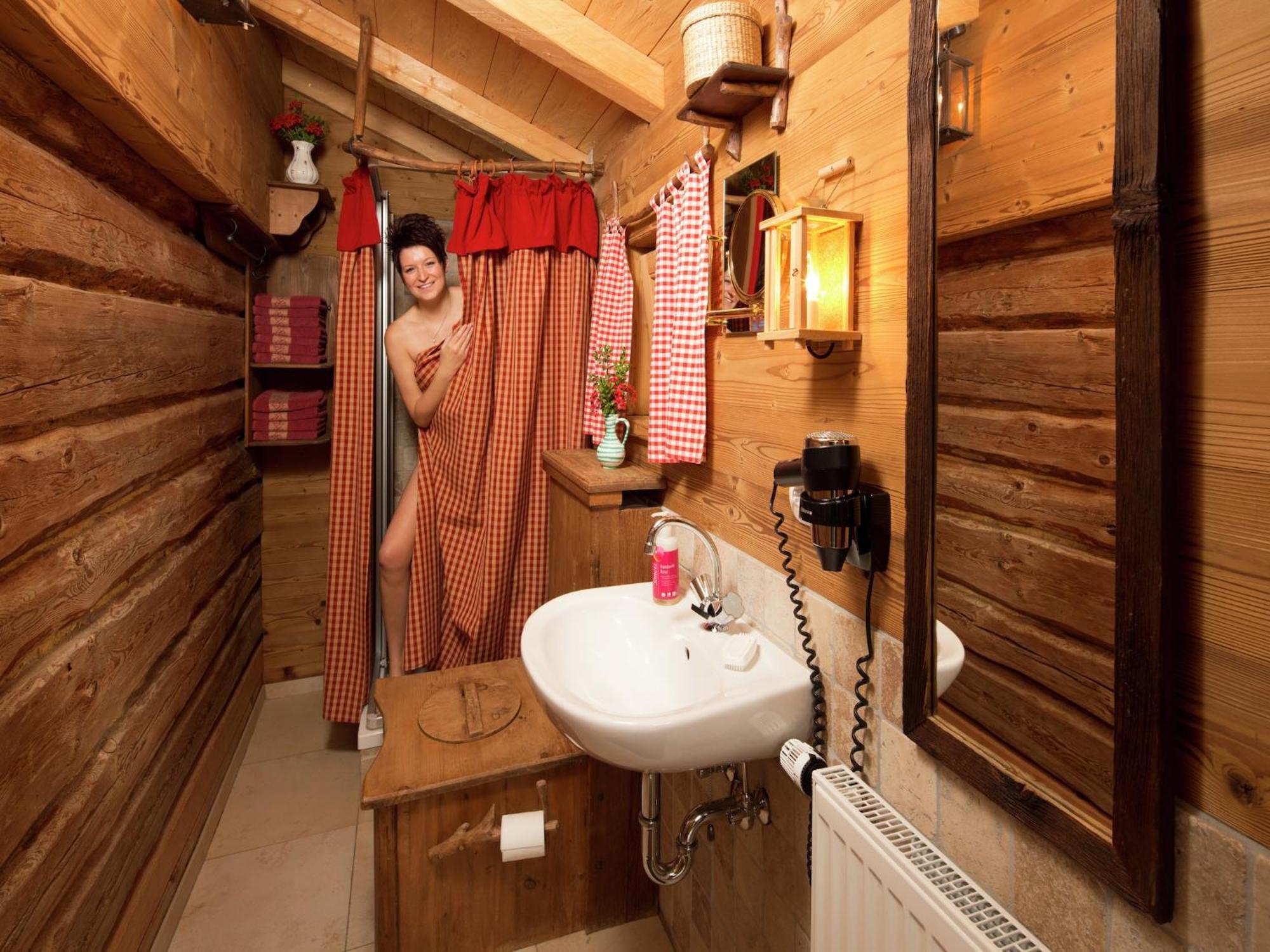 Eco Friendly Chalet Near The Lake In Asten Tittmoning Dış mekan fotoğraf